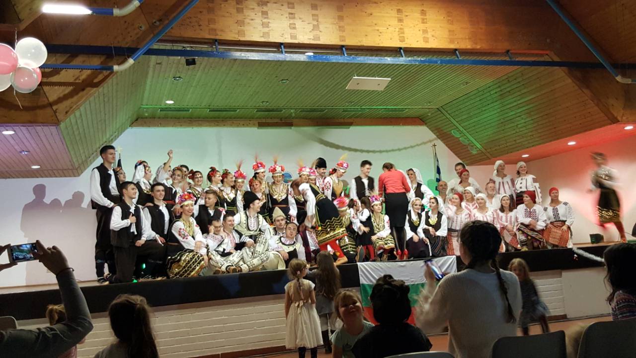 [:de]Weihnachtsfeier des Deutsch-Bulgarischen Vereins „Donau“[:bg]Коледно парти на Немско-Българското дружество „Дунав“[:]